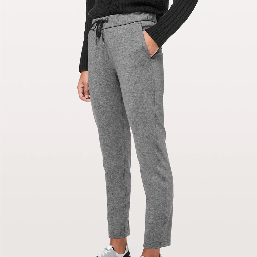 Lululemon On the Fly pants, size 4